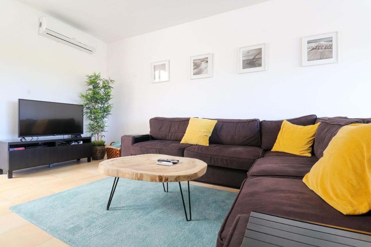 Lovelystay - Divine 3Bdr Duplex House W/ Pool & Garden Patroves Zewnętrze zdjęcie