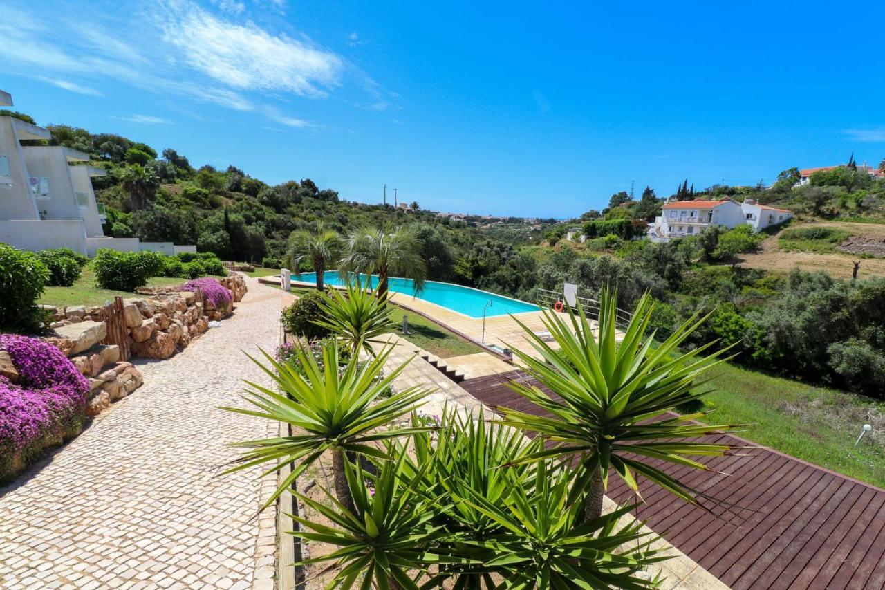 Lovelystay - Divine 3Bdr Duplex House W/ Pool & Garden Patroves Zewnętrze zdjęcie